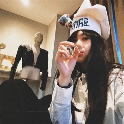 烽火情鸳